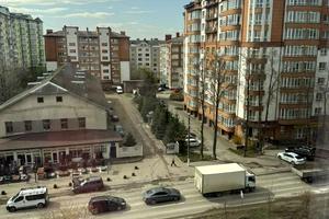 квартира за адресою Степана Бандери вул., 79