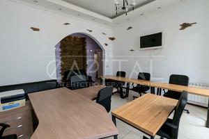 комерційна за адресою Шота Руставелі вул., 1