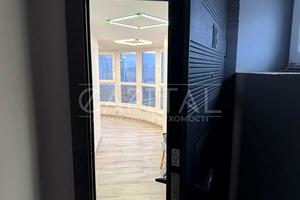 коммерческая по адресу Миколы Бажана просп., 12