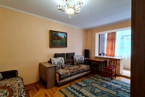 квартира за адресою Василя Симоненка вул., 5