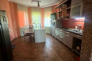 дом по адресу Радістна