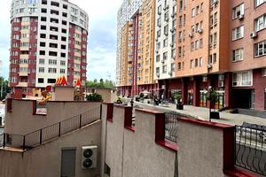 комерційна за адресою Федора Ернста вул., 16-В