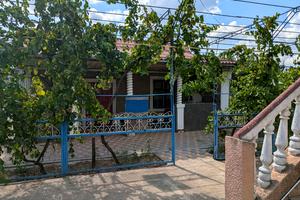 будинок за адресою Дружбы, 33