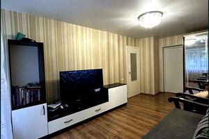 квартира за адресою Михайла Максимовича вул., 5