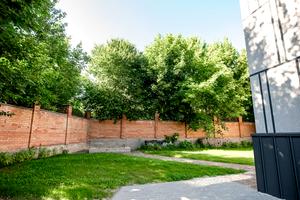 комерційна за адресою Євгена Чикаленка вул., 26