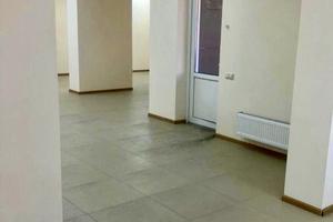 комерційна за адресою Юрія Шумського вул., 5