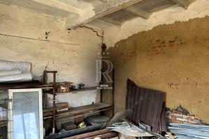комерційна за адресою Підгірний, 20
