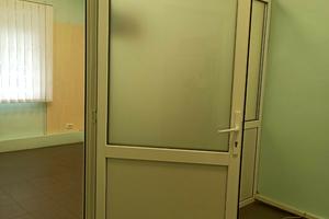 комерційна за адресою Вишгородська вул., 38