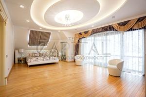 будинок за адресою Центральна вул.