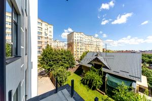 коммерческая по адресу с. Софиевская борщаговка, Счастливая ул., 1
