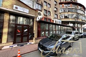 коммерческая по адресу Евгения Коновальца ул. (Щорса), 32-Б