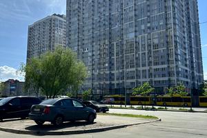 комерційна за адресою Ревуцького вул., 35а