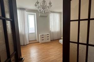 квартира за адресою Академіка Сахарова вул., 20