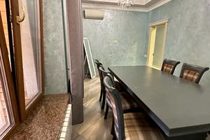 комерційна за адресою Шевченка вул., 61 з