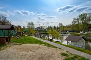 коммерческая по адресу с. Крюковщина, Школьная ул., 24а