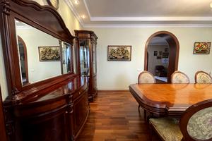 будинок за адресою Мрія вул.