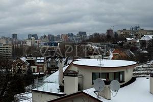 дом по адресу Листопадная ул.