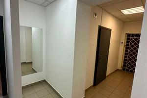 комерційна за адресою Вишгородська вул., 48