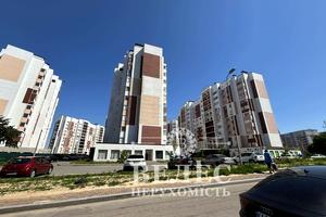 комерційна за адресою Машинобудівників вул., 23