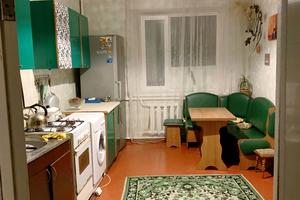 будинок за адресою Широка