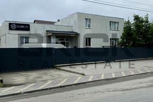 комерційна за адресою Васильківська вул., 5