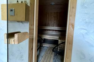 дом по адресу Квітнева, 14