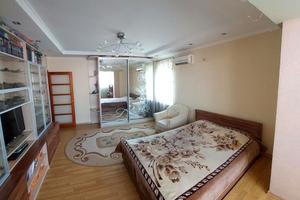 квартира за адресою Одеса, Владислава Бувалкіна вул. (Бочарова Генерала), 69