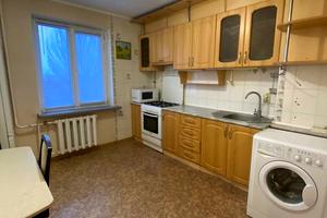 квартира за адресою Паркова вул., 76