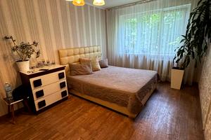 квартира за адресою Євгена Танцюри вул., 64
