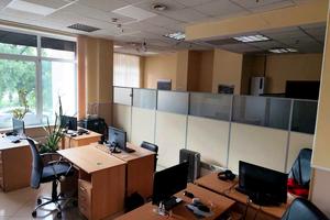 комерційна за адресою Ованеса Туманяна вул., 15-А