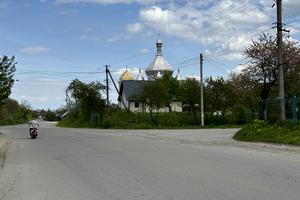 комерційна за адресою с. Пнів, Стрільців, 72