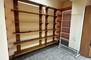 комерційна за адресою Залізнична, 49