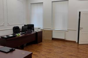 комерційна за адресою Велика Арнаутська вул., 121