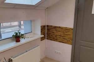 комерційна за адресою Любецька вул., 56