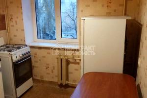 квартира за адресою Космонавтів вул., 3а