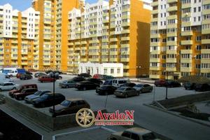 комерційна за адресою Академіка Сахарова вул., 36