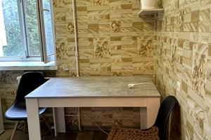 квартира за адресою 12 квітня, 24