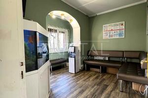 коммерческая по адресу Чернобыльская ул., 18