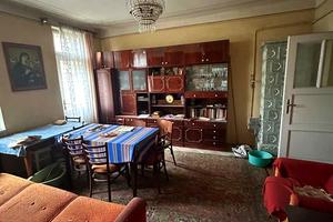квартира за адресою Євгена Коновальця вул. (), 54а