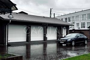 будинок за адресою Прикордонна вул., 44