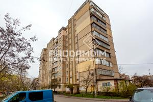 квартира за адресою Ревуцького вул., 30