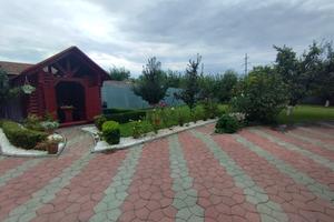 дом по адресу Центральна