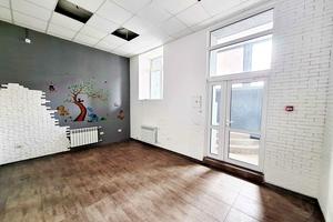комерційна за адресою Чернишевська вул., 15