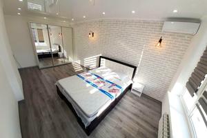 квартира за адресою Ревуцького вул., 40-Г
