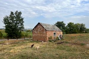 комерційна за адресою Підгірний, 20