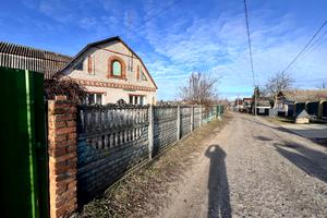 будинок за адресою Молодіжна, 4