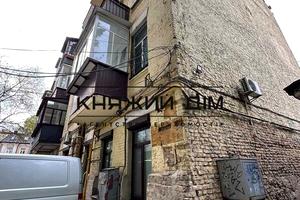 комерційна за адресою Бульварно-Кудрявська вул. (Воровського), 8-А