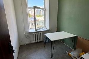 комерційна за адресою Велика Васильківська вул. (Червоноармійська), 13/1