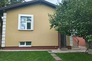будинок за адресою Центральна вул.