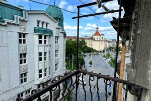 квартира за адресою Академіка Володимира Гнатюка вул. (), 3